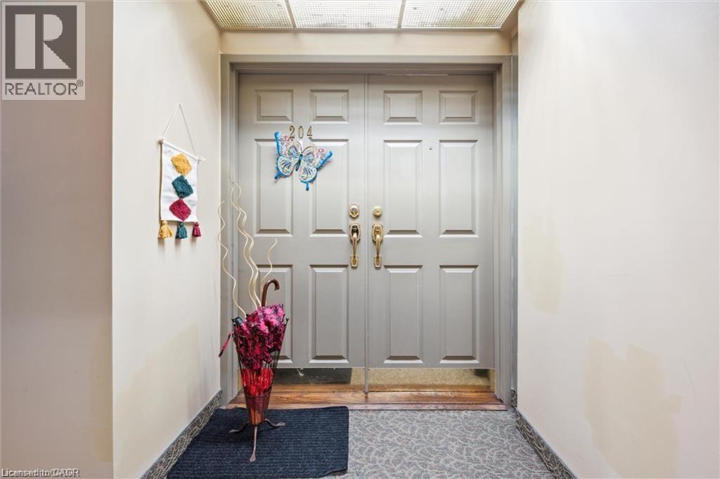 3267 KING Street E Unit# 204 thumbnail 2