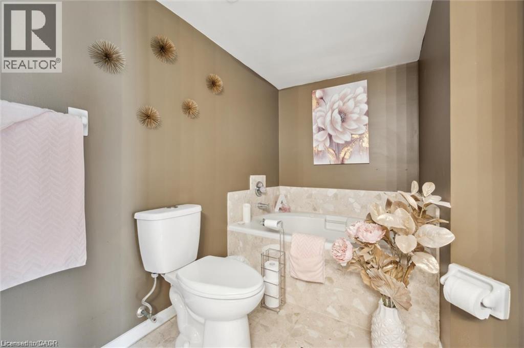 3267 KING Street E Unit# 204 thumbnail 23