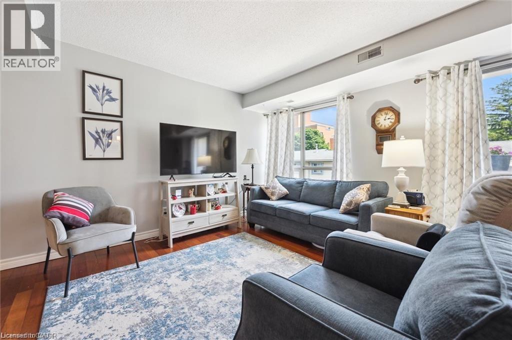 3267 KING Street E Unit# 204 thumbnail 5