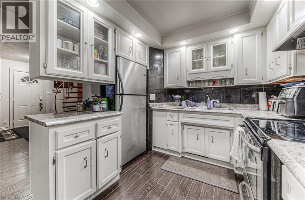 119 WALKER Street thumbnail 14