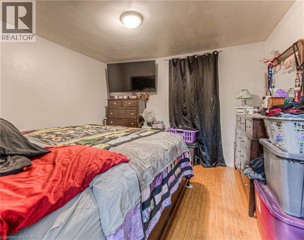 119 WALKER Street thumbnail 19