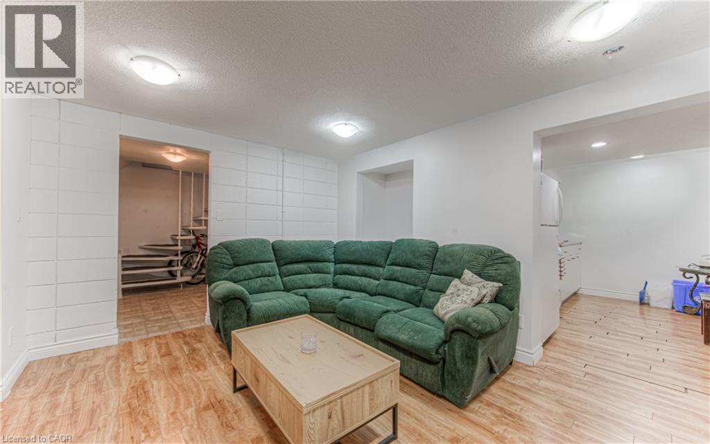 119 WALKER Street thumbnail 26