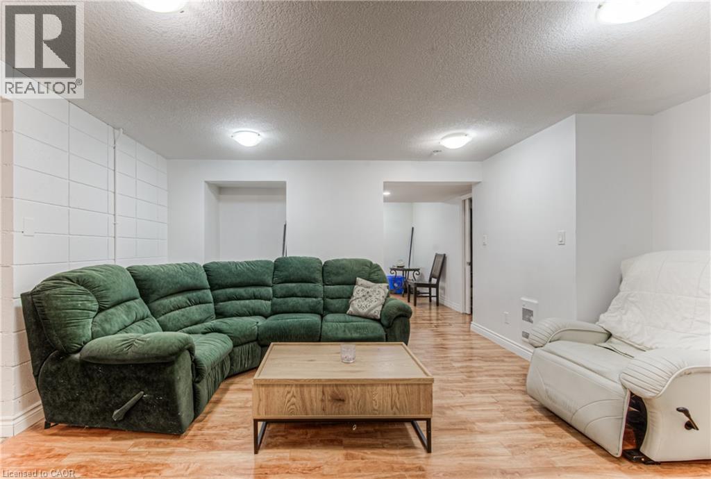 119 WALKER Street thumbnail 27