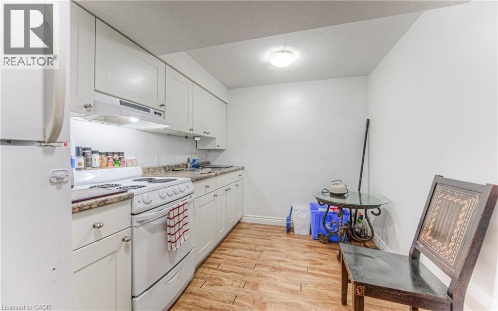 119 WALKER Street thumbnail 31