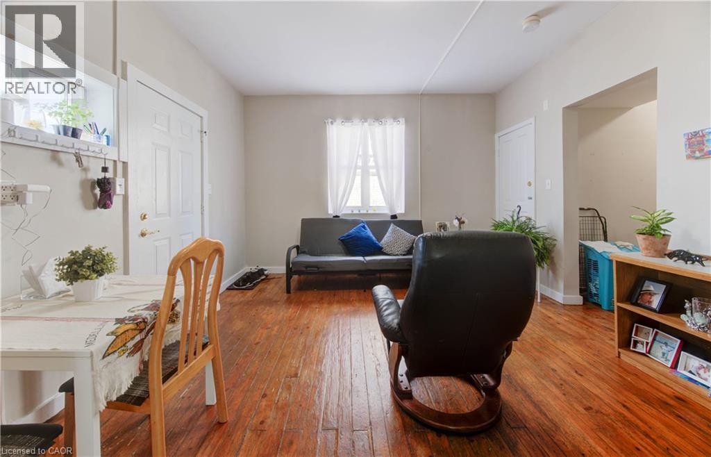 233 LANCASTER Street E thumbnail 10