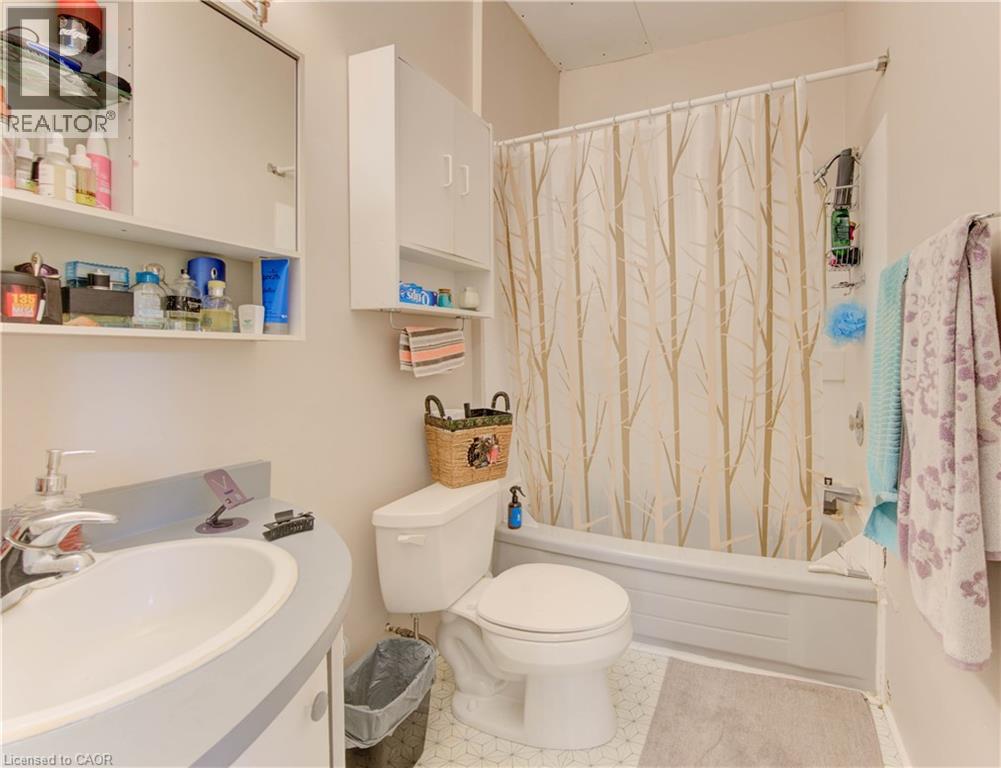 233 LANCASTER Street E thumbnail 14