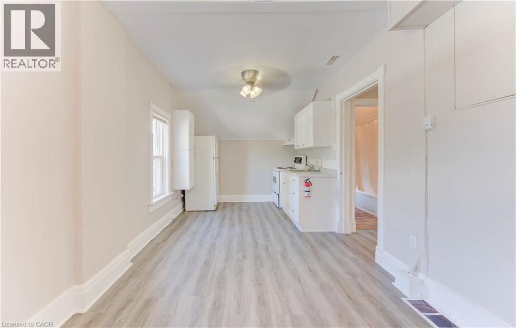 233 LANCASTER Street E thumbnail 19