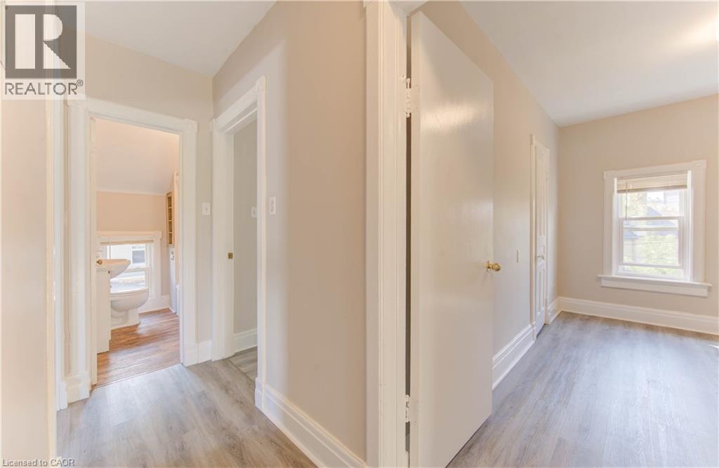 233 LANCASTER Street E thumbnail 23