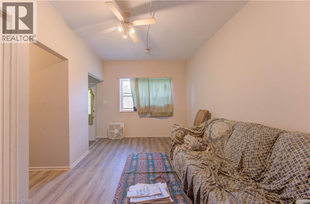 233 LANCASTER Street E thumbnail 3