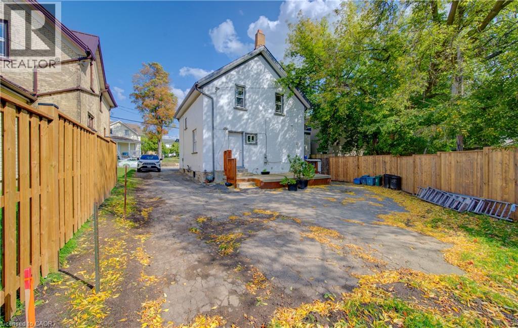 233 LANCASTER Street E thumbnail 31