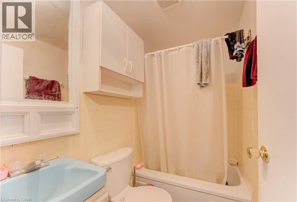 233 LANCASTER Street E thumbnail 6