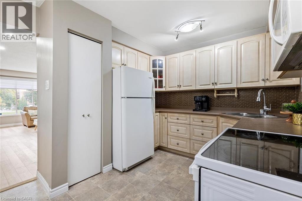 49 CEDARWOODS Crescent Unit# 48 thumbnail 11