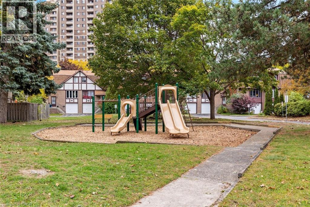 49 CEDARWOODS Crescent Unit# 48 thumbnail 27