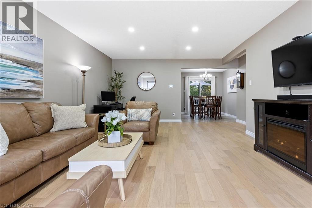 49 CEDARWOODS Crescent Unit# 48 thumbnail 5