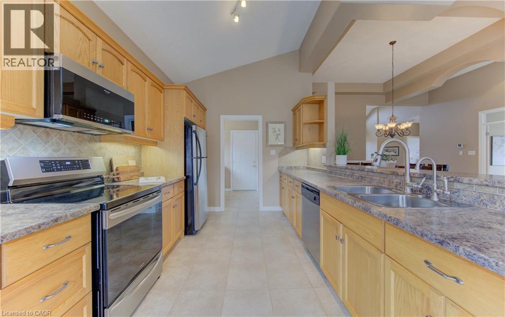 103 DEVONSHIRE Drive thumbnail 24