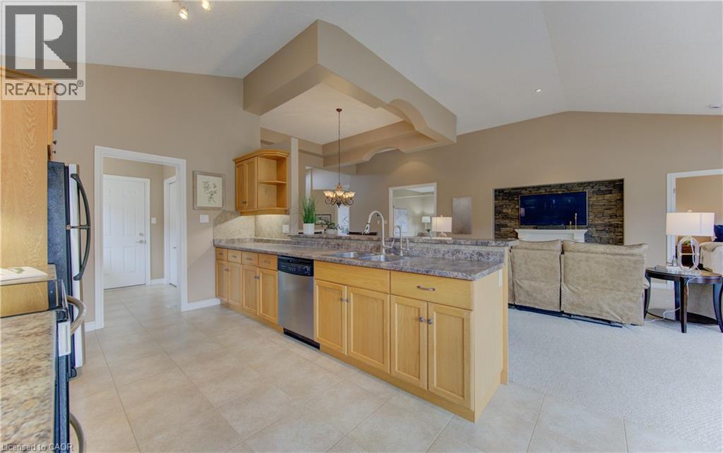 103 DEVONSHIRE Drive thumbnail 25