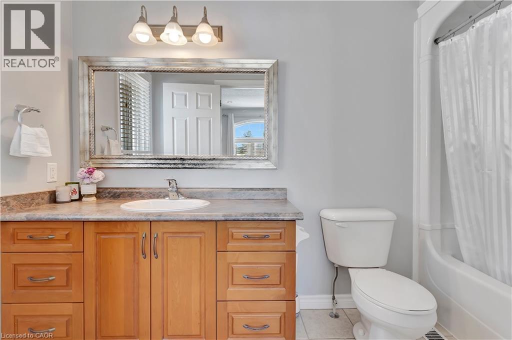 510 FOREST GATE Crescent thumbnail 30