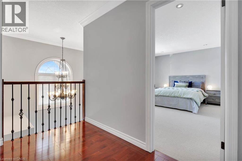 510 FOREST GATE Crescent thumbnail 28