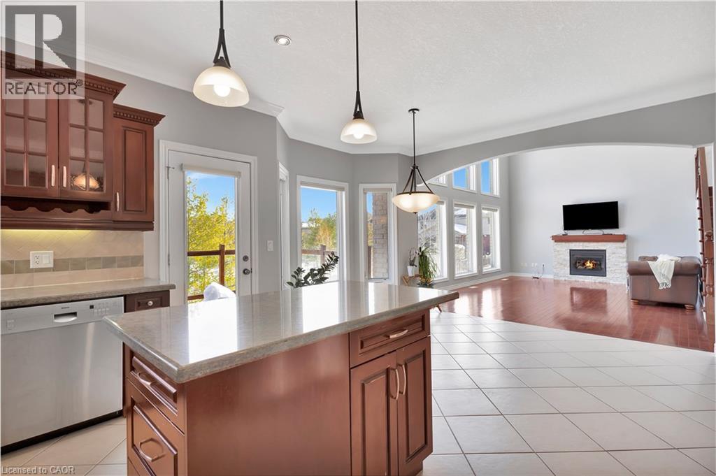 510 FOREST GATE Crescent thumbnail 16