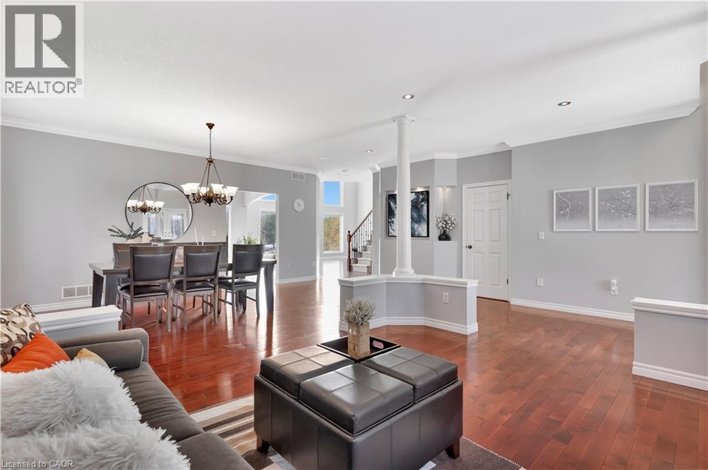 510 FOREST GATE Crescent thumbnail 10