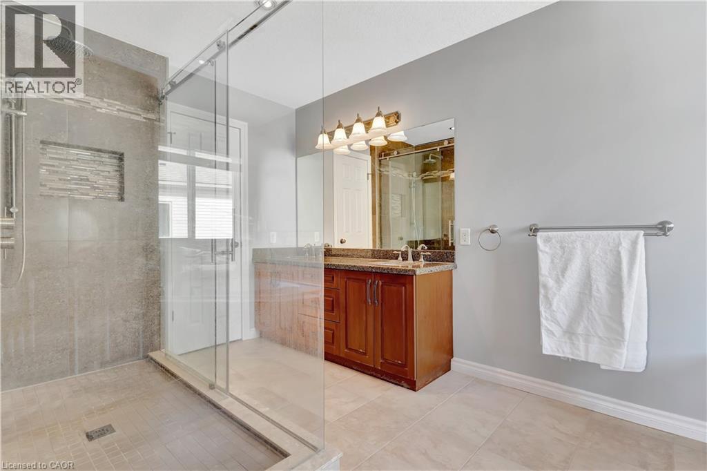 510 FOREST GATE Crescent thumbnail 25