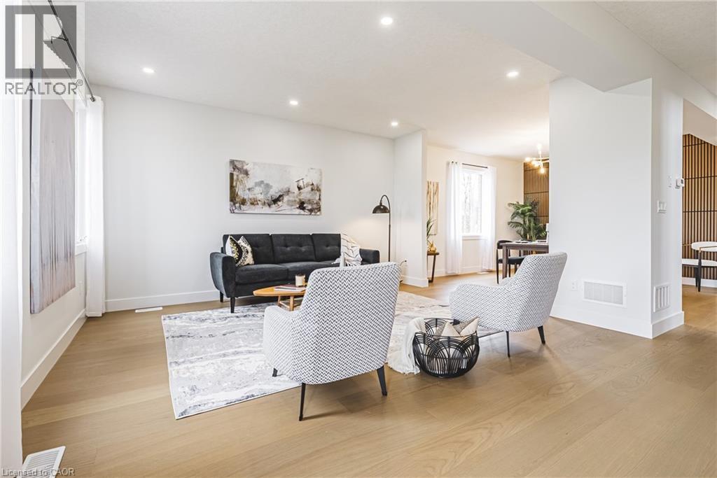 546 BENNINGER Drive thumbnail 10