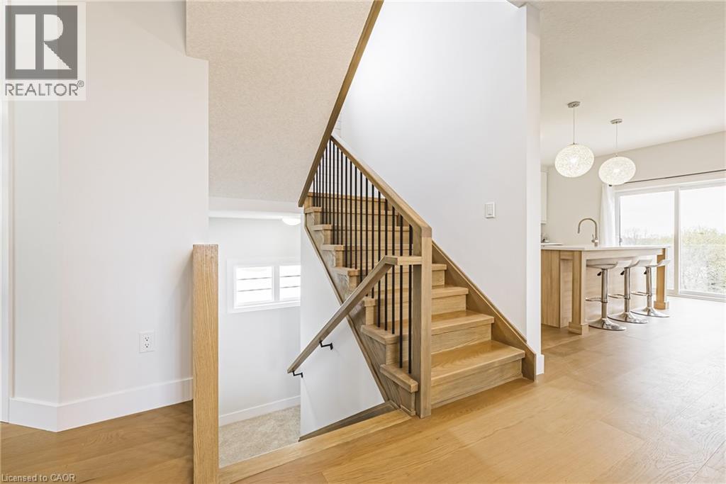 546 BENNINGER Drive thumbnail 16