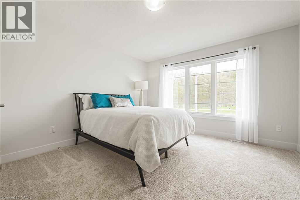 546 BENNINGER Drive thumbnail 23