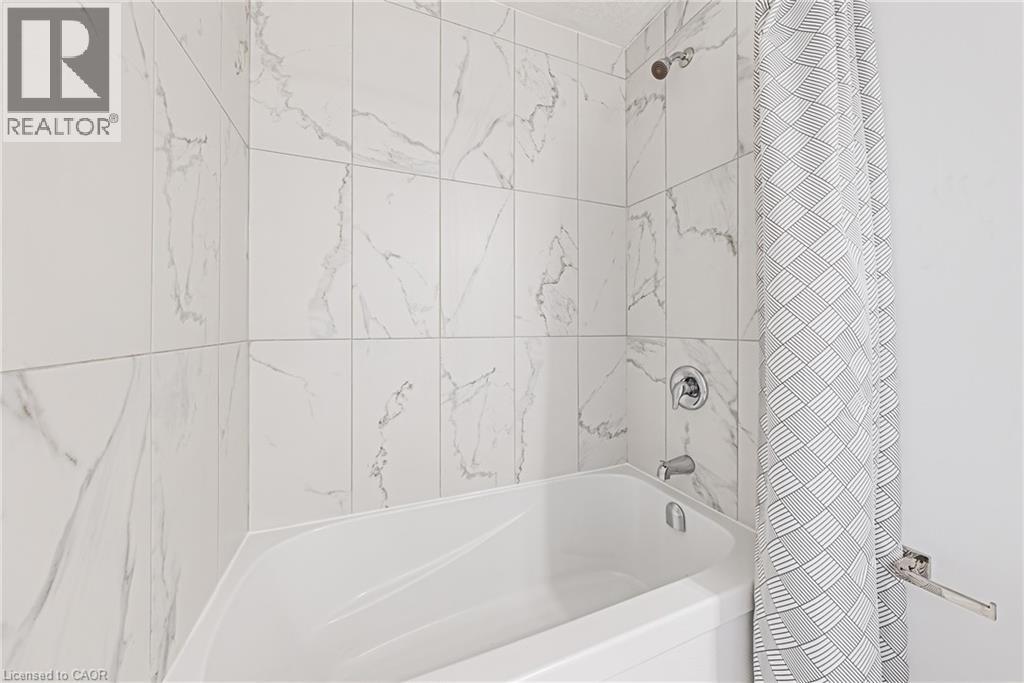 546 BENNINGER Drive thumbnail 26