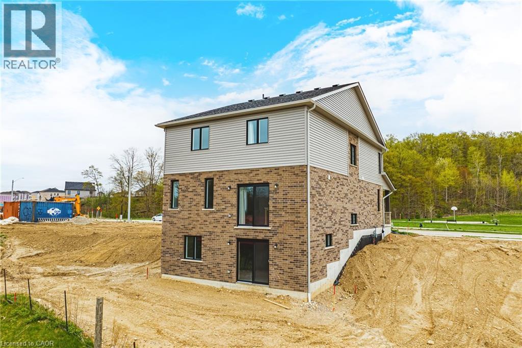 546 BENNINGER Drive thumbnail 30