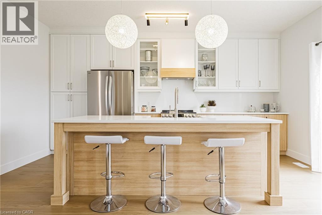 546 BENNINGER Drive thumbnail 5