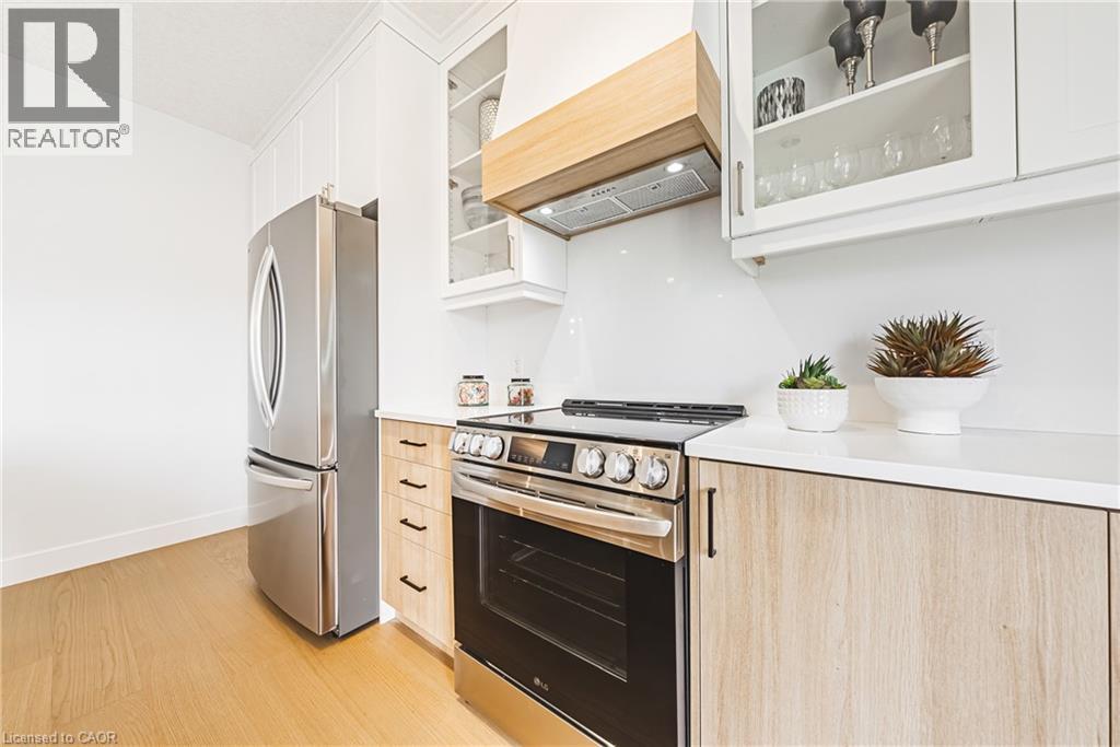 546 BENNINGER Drive thumbnail 7