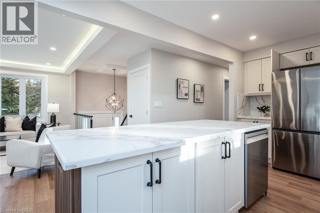 627 GLEN FORREST Boulevard thumbnail 24