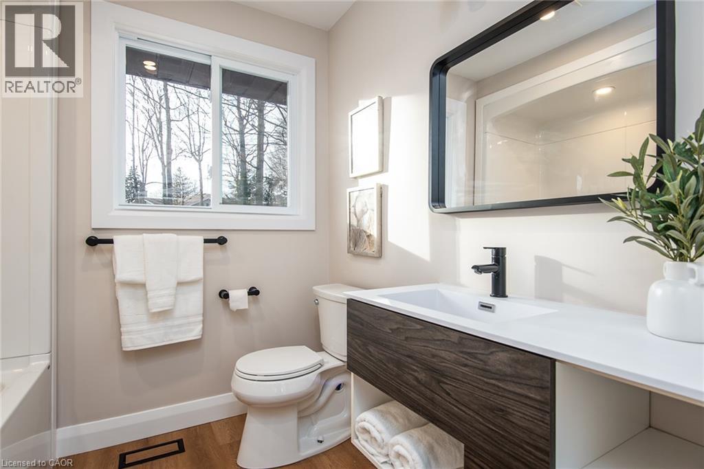 627 GLEN FORREST Boulevard thumbnail 35