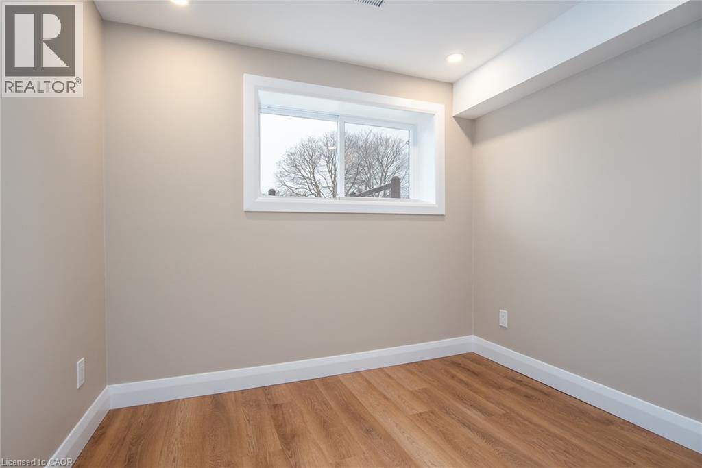 627 GLEN FORREST Boulevard thumbnail 42