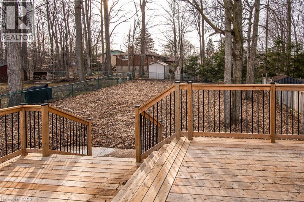 627 GLEN FORREST Boulevard thumbnail 7