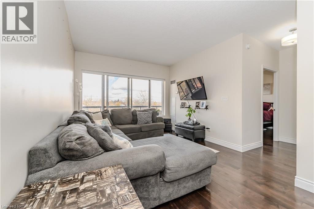 170 WATER Street N Unit# 807 thumbnail 31