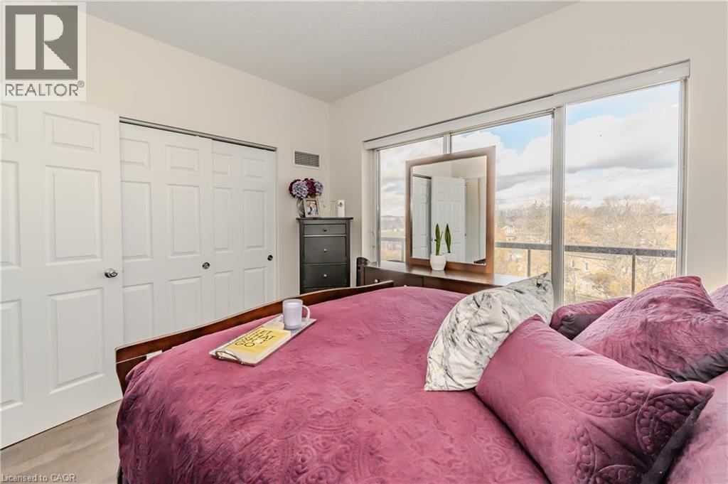 170 WATER Street N Unit# 807 thumbnail 38