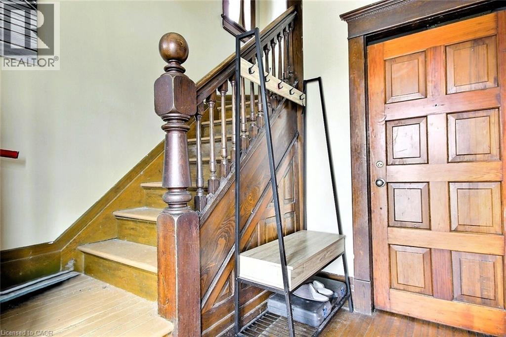 223 WATER Street N thumbnail 2