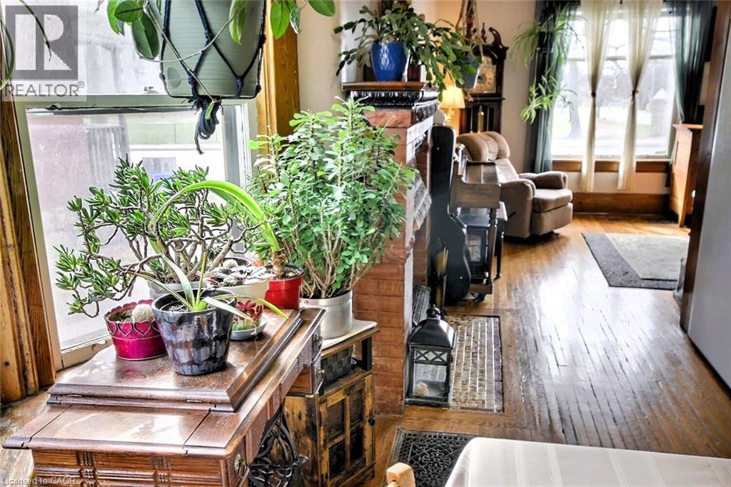 223 WATER Street N thumbnail 6