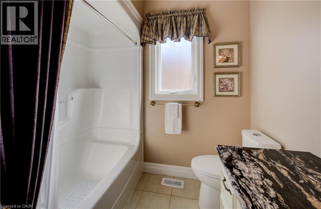 140 DEVONSHIRE Drive thumbnail 32