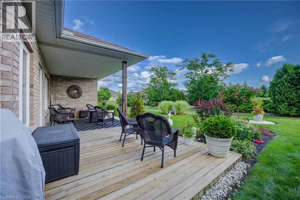 140 DEVONSHIRE Drive thumbnail 35