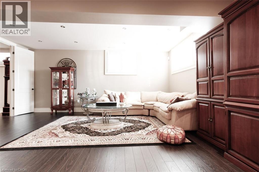 205 PAIGE Place thumbnail 24