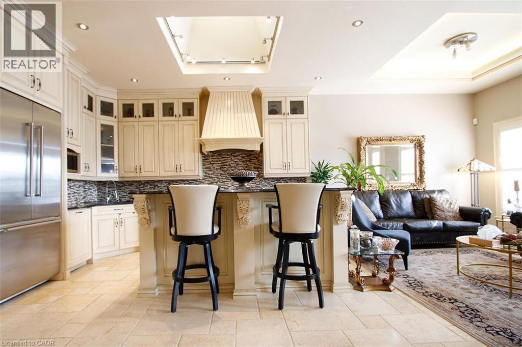 205 PAIGE Place thumbnail 4