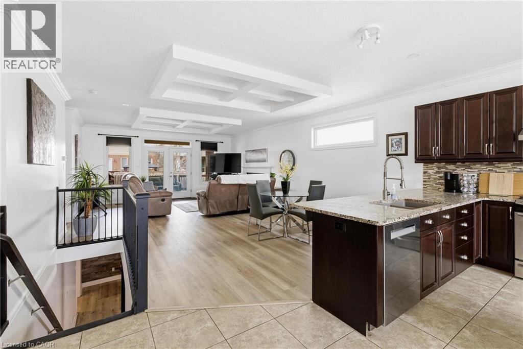 184 TOWNSEND Drive thumbnail 8