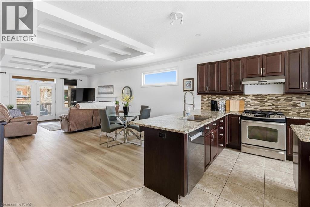 184 TOWNSEND Drive thumbnail 9