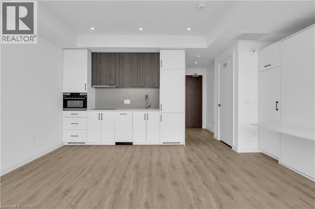 741 KING Street Unit# 1711 thumbnail 12