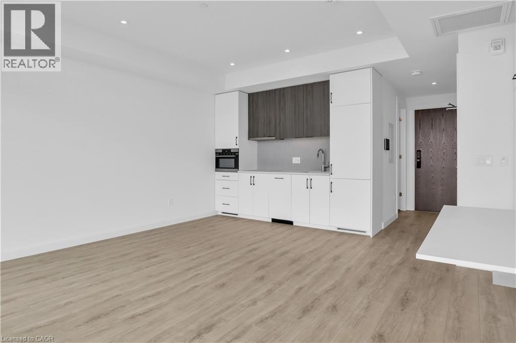 741 KING Street Unit# 1711 thumbnail 14