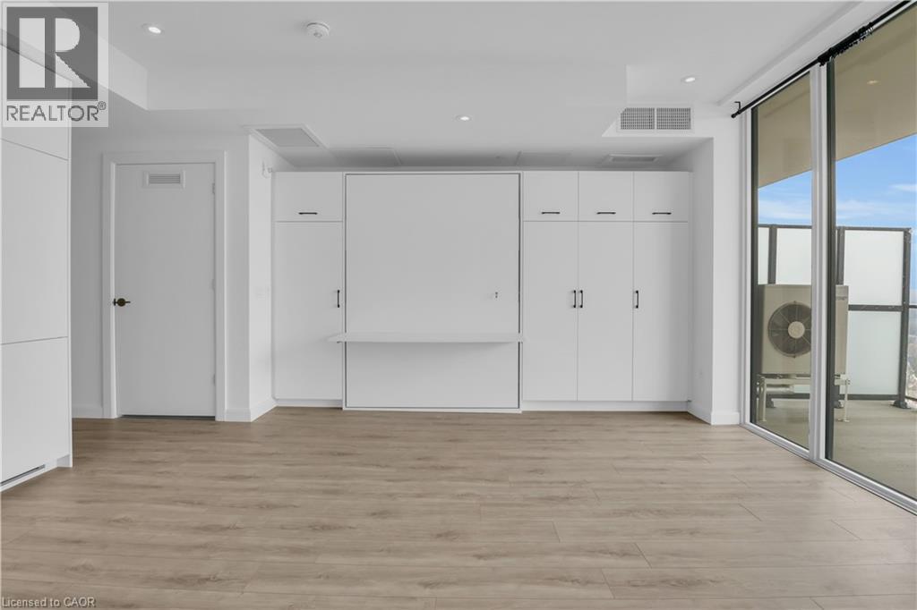 741 KING Street Unit# 1711 thumbnail 16