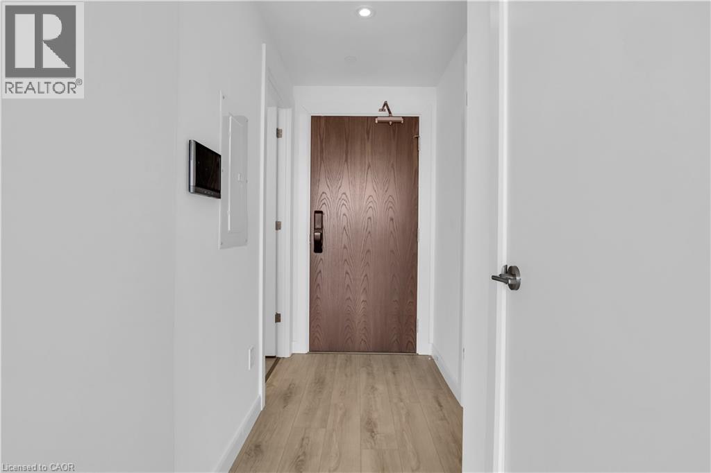 741 KING Street Unit# 1711 thumbnail 9